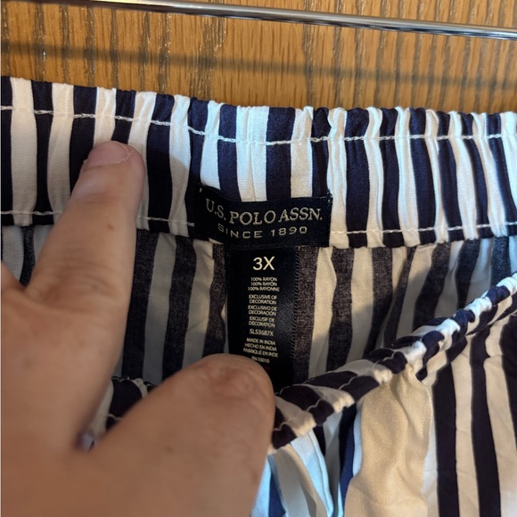 U.S. Polo Assn. Navy and White Striped Women’s Plus Pajama Sleep Lounge Set - Picture 10 of 11